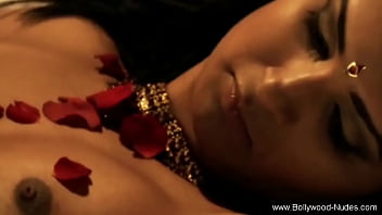 Sultry Belly Dancer With Luscious Curves And Dark Tresses